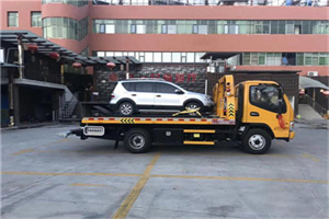 钢城附近汽车拖车电话